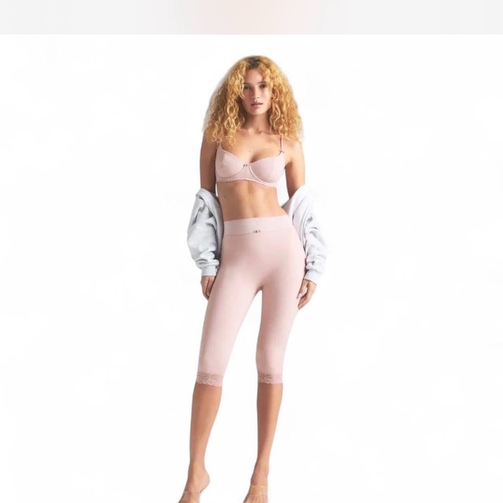 SKIMS VINTAGE SHAPE WEAR CROPPED LEGGINGS